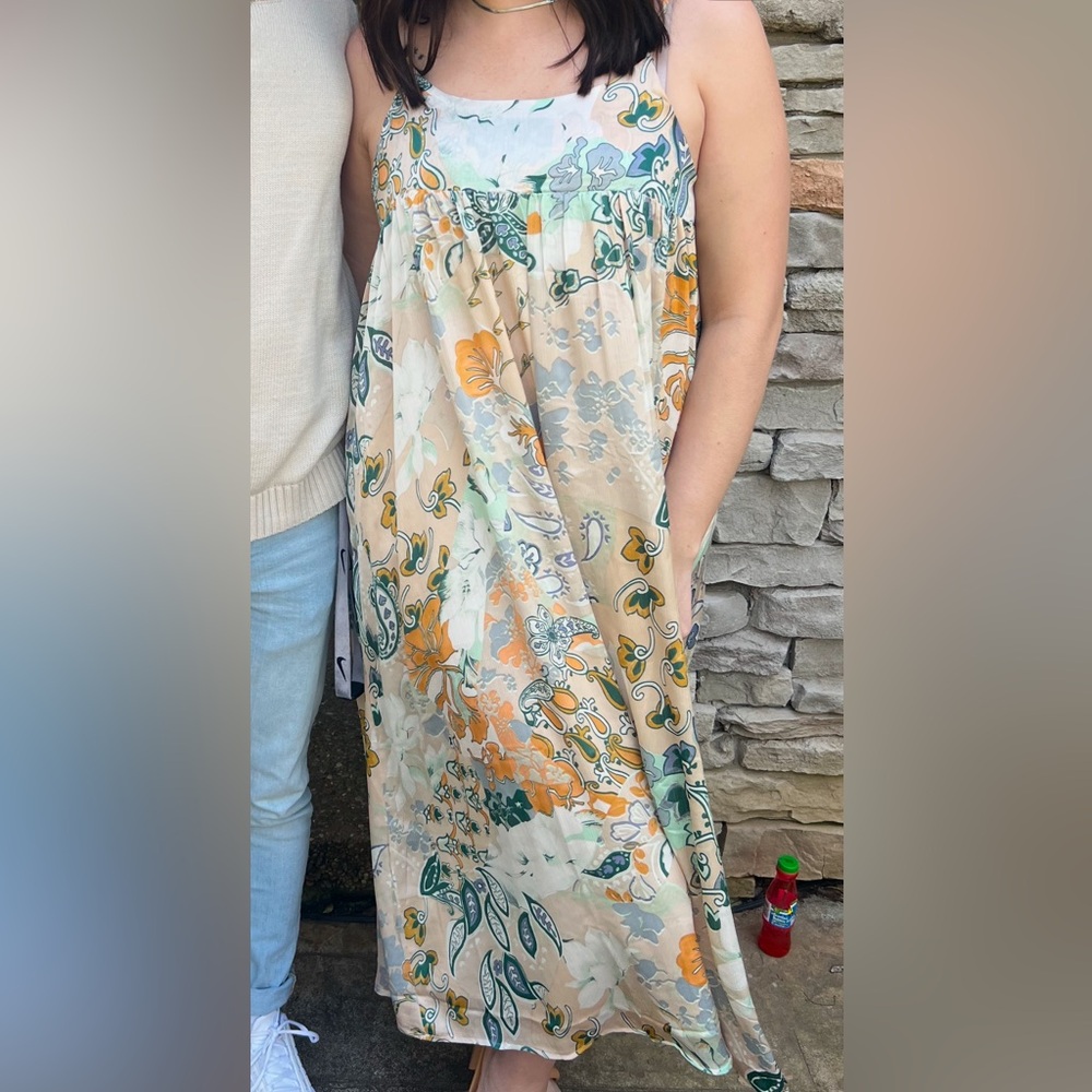 Hayden Open Back Maxi Dress (Multicolor)